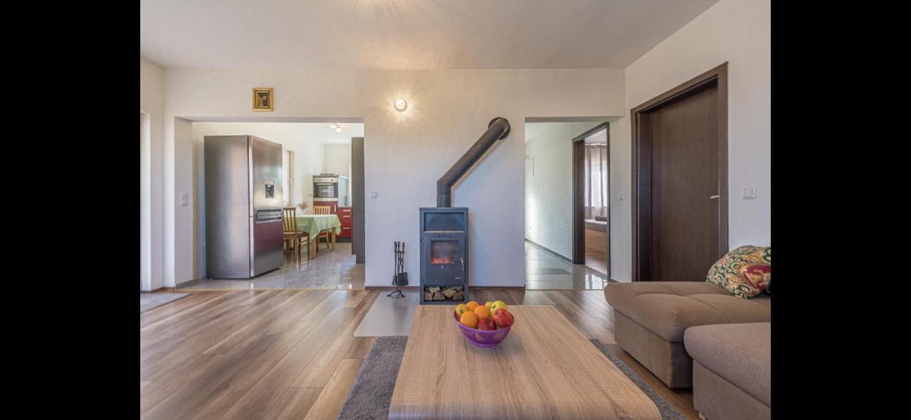Aurum Luxury Apartments Вир Экстерьер фото